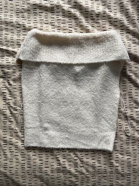 H&M Off-the-Shoulder Bouclé Sweater in White